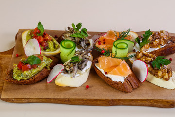 Spanish bruschetta mix