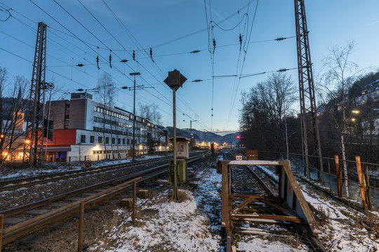 Bahnschienen mit Abstellgleis