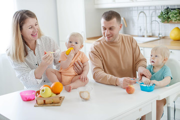 The family feeds the children