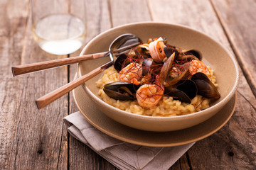 Saffron risotto with shrimps and mussels