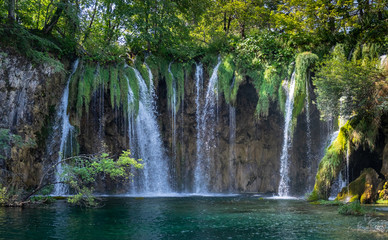 Fototapeta premium Galovacki Buk waterfall, one of the largest waterfalls in Plitvice Lakes National Park, Croatia