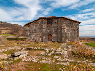 Fototapeta na wymiar Visigothic hermitage of Santa Maria de Quintanilla de las Nieves