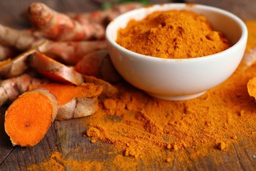 Fresh turmeric and powder