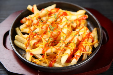 french fries with tomato catsup