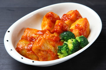 meat rolled in cabbage leaves