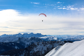 Schneelandschaft in den Alpen