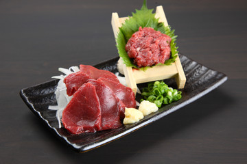 horse meat sashimi and horse meat tartare plate