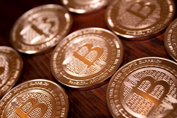 Bitcoin & Cryptocurrency