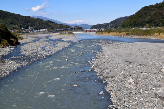 富士川　川原 身延道方面