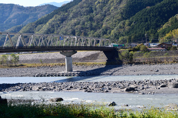 身延橋と富士川
