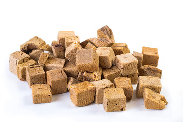 Cubes of freeze dried beef liver treats for dogs and cats. - 254472838