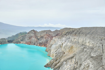 Obraz premium Crater of the volcano Ijen.