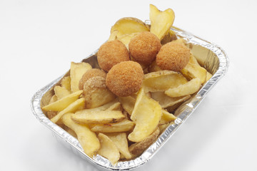 fritto misto fast food patate e olive ascolane