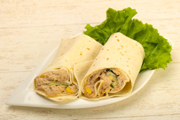 Tuna bread roll