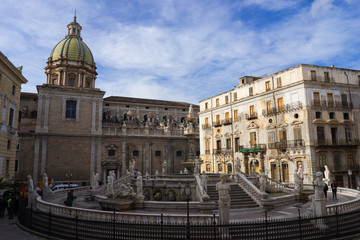 Fototapeta na wymiar Piazza Pretoria, also known as square of Shame, Palermo
