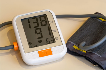 Automatic digital blood pressure monitor with cuff. Tonometer.