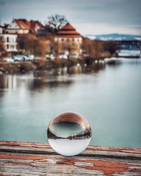 white and brown ceramic plate
