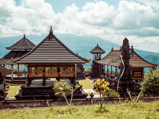 Fototapeta na wymiar temple