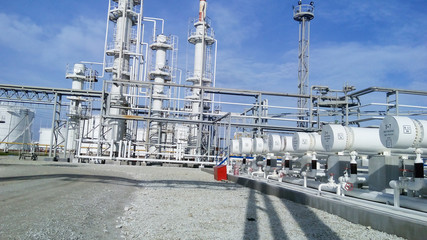 The oil refinery. Equipment for primary oil refining.