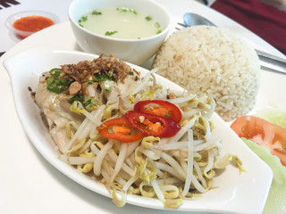 Ipoh style Steam chicken rice with bean sprouts