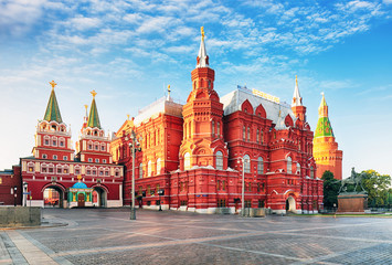 Moscow - State Historical Museum at Red Square, Russia - obrazy, fototapety, plakaty