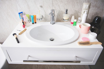 Top angle of stuffed white wash sink