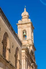 Fototapeta na wymiar View of old Mdina street and buildings with a traditional Maltese style