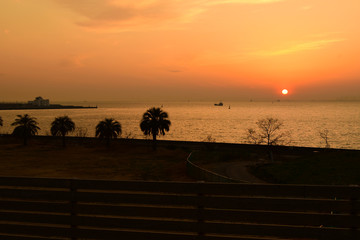 大阪湾の夕焼け