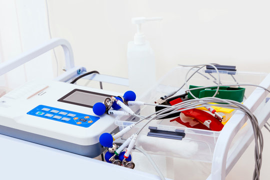 ECG EKG test analysis electrocardiograph cardiograph machine heart rate electrocardiogram ambulatory