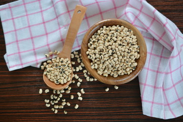 raw mung beans in a bowl