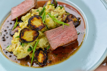 steak with vegetables