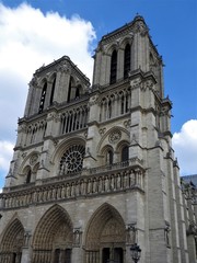 Fototapeta na wymiar Notre Dame Cathedral, facade, clear day, Paris, France
