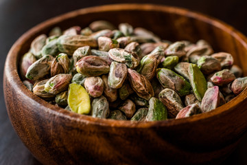 Raw Peeled Pistachio with no / without Shell.