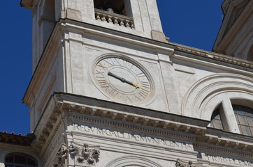 Fototapeta na wymiar clock tower in rome italy