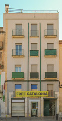 Obraz premium Streetview in Reus, Catalonia. Shoot in June 2018
