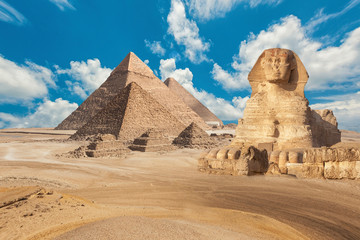 General view of pyramids with Sphinx - obrazy, fototapety, plakaty