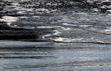 Waves coming in the coastline