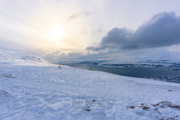 Fjord in Tromsö, Norwegen im Winter