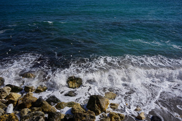Black Sea waves versus rocks