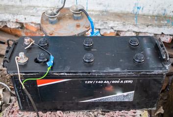 Tractor battery, charged at home, homemade charger