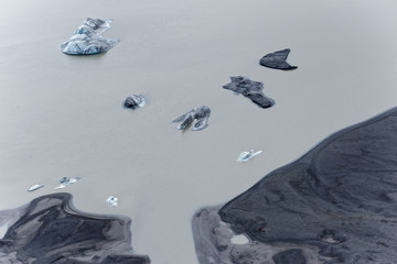Touristen am Gletschersee des Skaftafell-Gletschers, Skaftafell-Nationalpark, Island