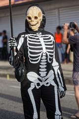 Squelette pour la dernière ligne droite du carnaval de Cayenne en Guyane française