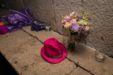 Ramo y sombrero de boda fin de fiesta