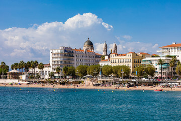 France, Provence-Alpes-Cote d'Azur, Saint-Raphael, beach and hotels