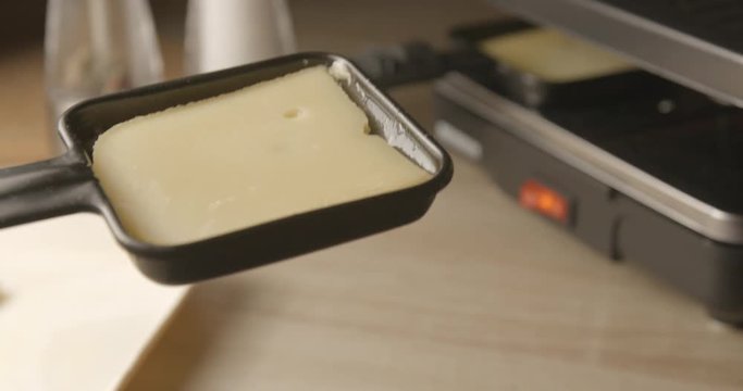 STOCKVIDEOS-RACLETTE-03-2019