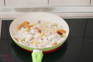 pasta with chicken meat and sauce in Italian way