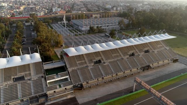 Toma aerea autodromo mexico zona de gradas