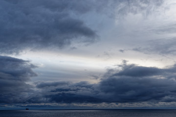Blick hinaus aufs Meer, Valahnúkamöl, Island