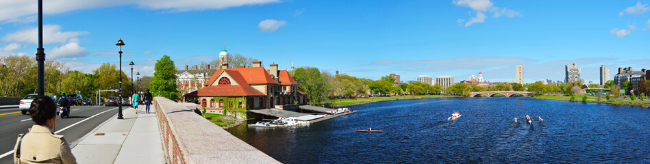 Fototapeta na wymiar Charles River, Cambridge, Massachusetts around Harvard University. Wide Panoramic View