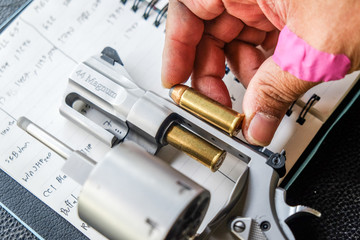 Revolver pistol gun velocity test with investigation experiment
